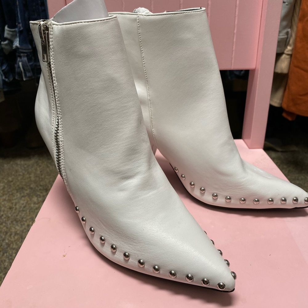 NEW white studded ankle booties.
